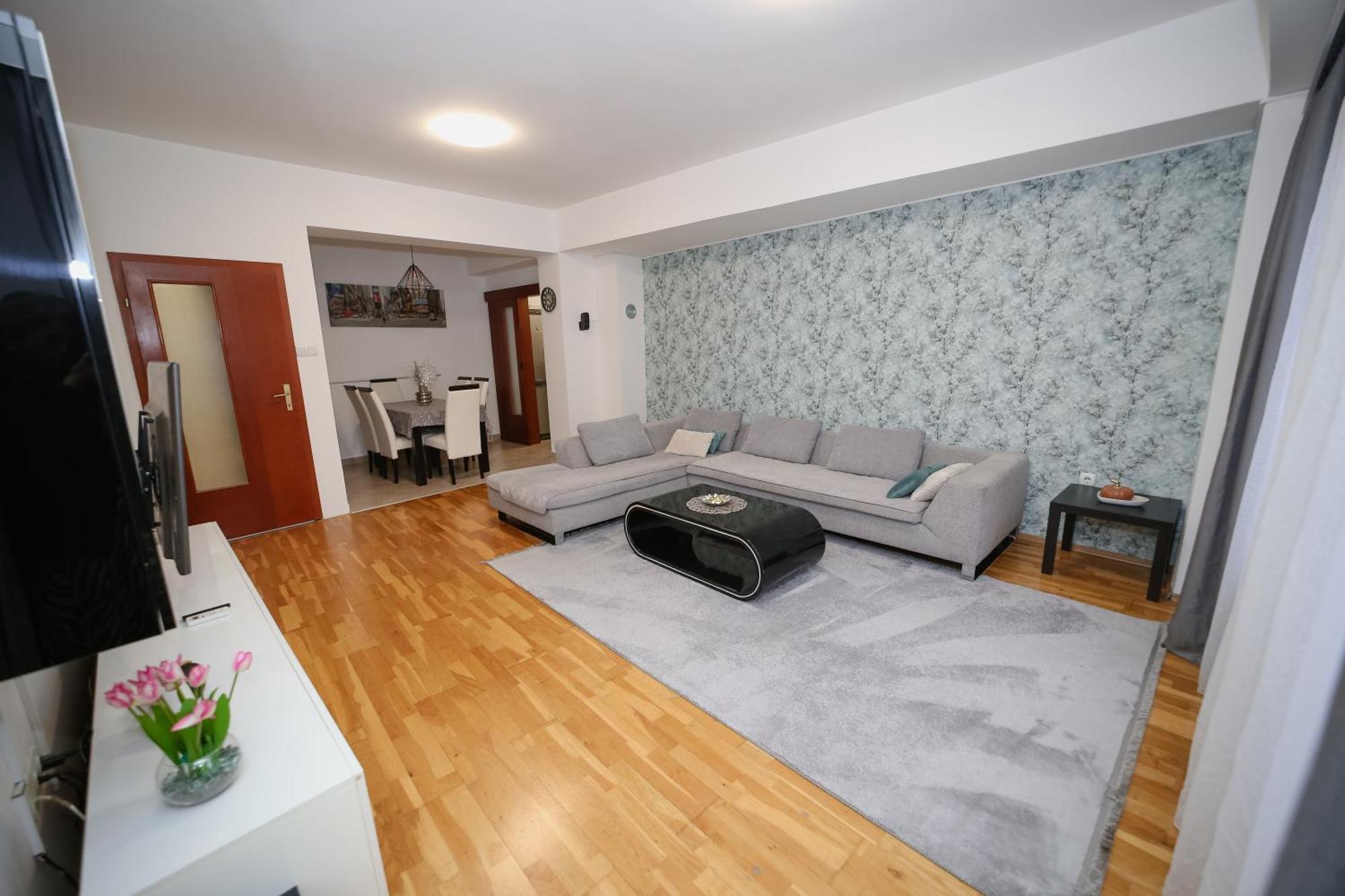 Iva Lux Stan Na Dan Apartment Banja Luka Ngoại thất bức ảnh